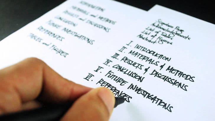 Thêm mục lục con ở từng chương trong LaTeX